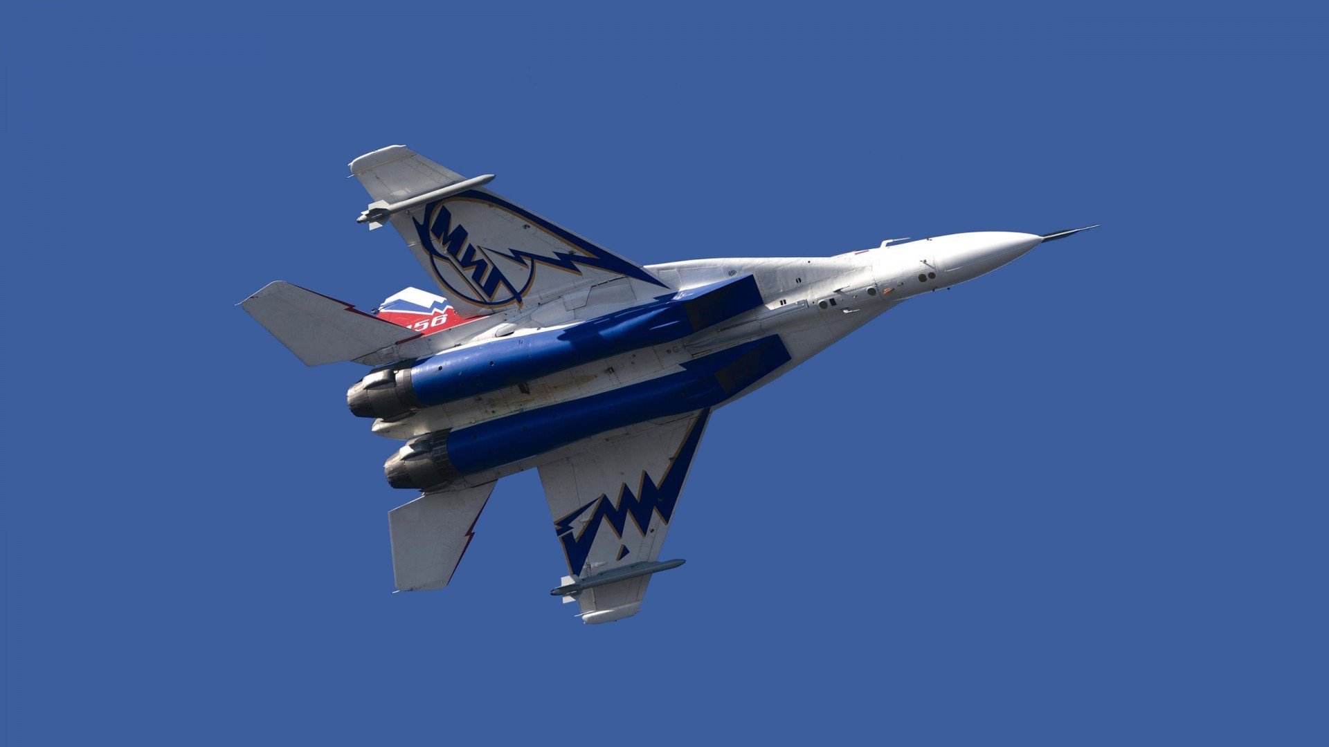 掘金全队三分手感火热命中率达五成，掘金队队史最高分